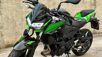 Kawasaki Z 400 (2023) usata