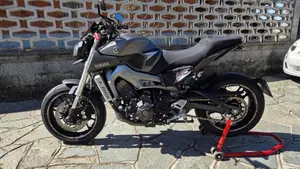 Yamaha MT-09 (2013 - 15)  (3)