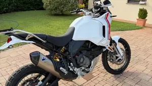 Ducati DesertX (2022 - 25)  (2)