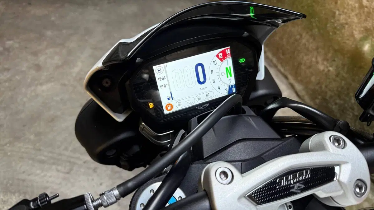 Triumph Speed Triple 1050 RS (2018 - 20)  (8)