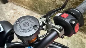 Triumph Speed Triple 1050 RS (2018 - 20)  (9)