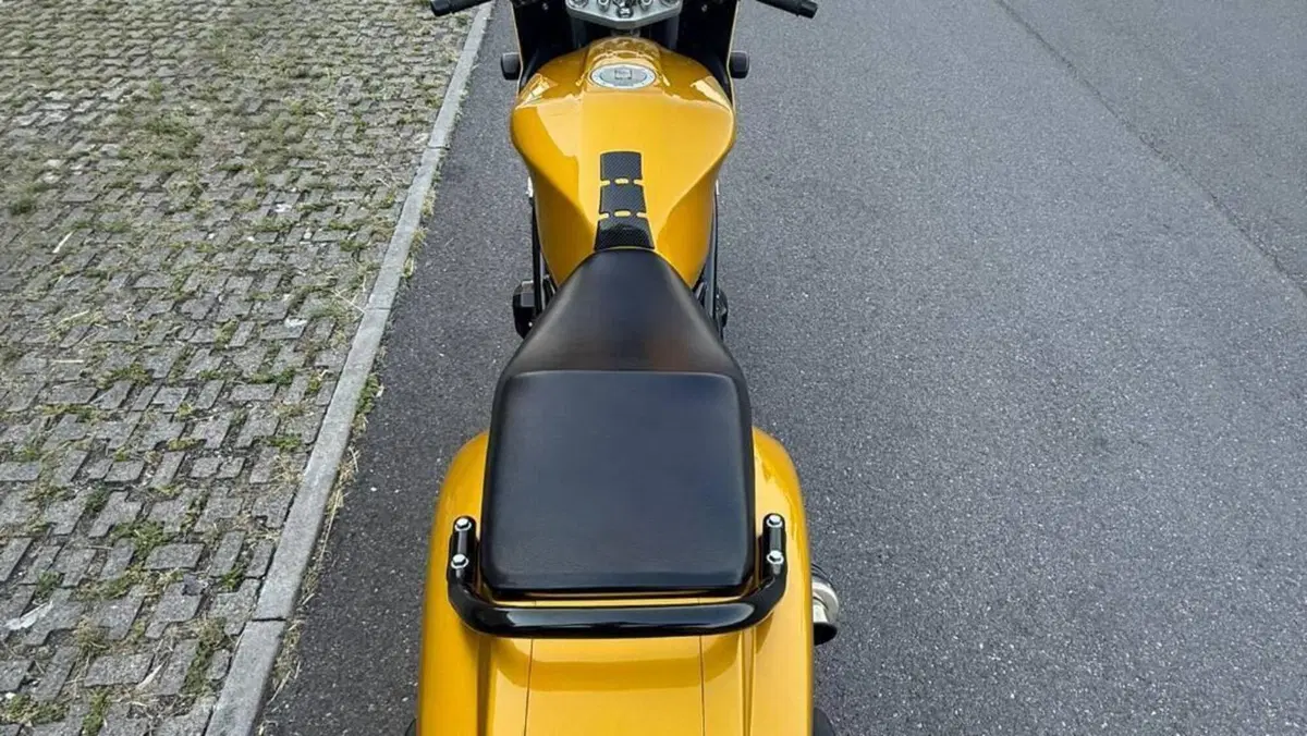 Yamaha FZ 600  (4)