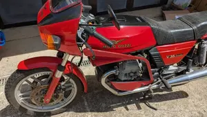 Moto Guzzi   (7)