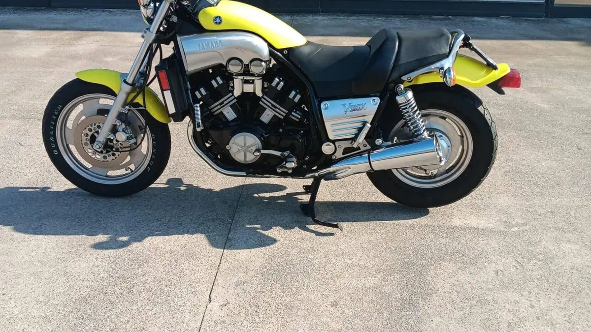Yamaha V-Max 1200  (5)