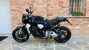 Honda CB 1000 R + Neo Sport Cafè (2019 - 20) 
