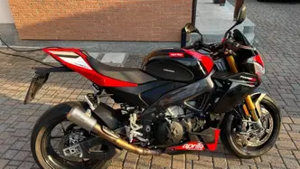 Aprilia Tuono V4 Factory SE-09 SBK (2024) usata