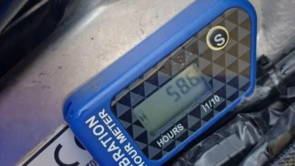 Yamaha YZ 250 F (2010 - 11)  (5)