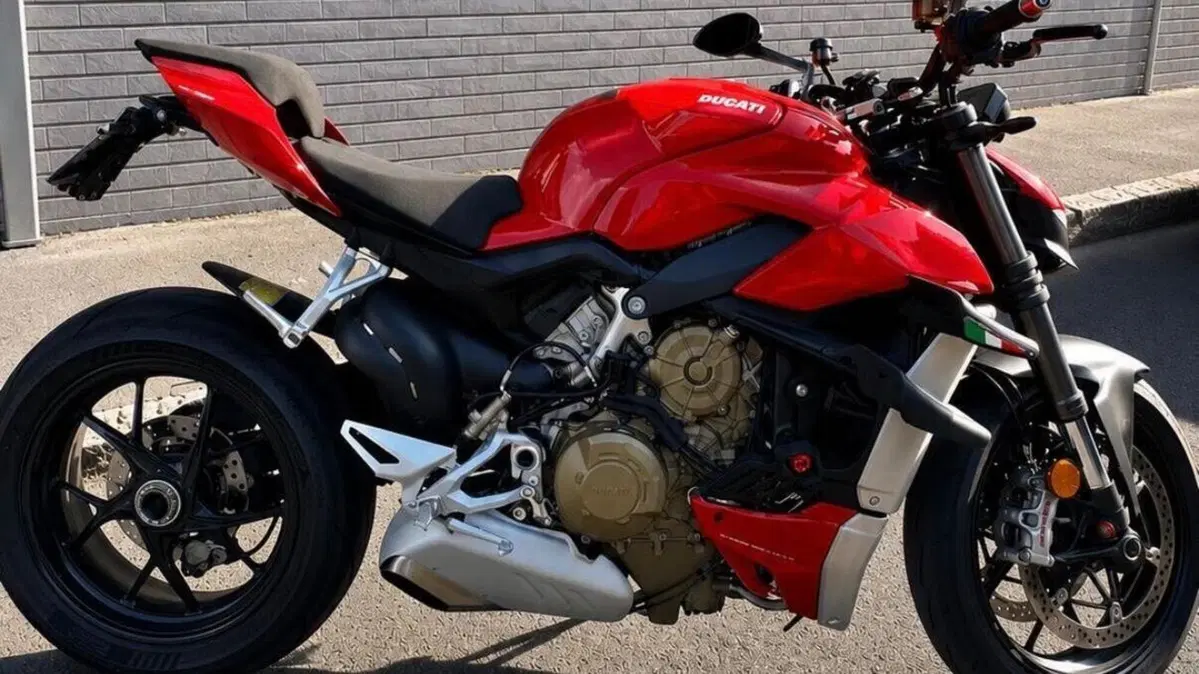 Ducati Streetfighter V4 1100 (2021 - 22)  (2)