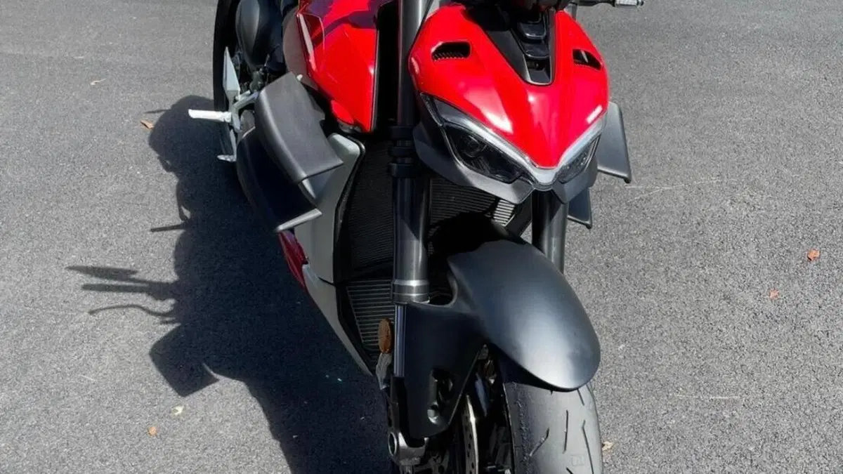 Ducati Streetfighter V4 1100 (2021 - 22)  (4)