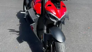 Ducati Streetfighter V4 1100 (2021 - 22)  (4)