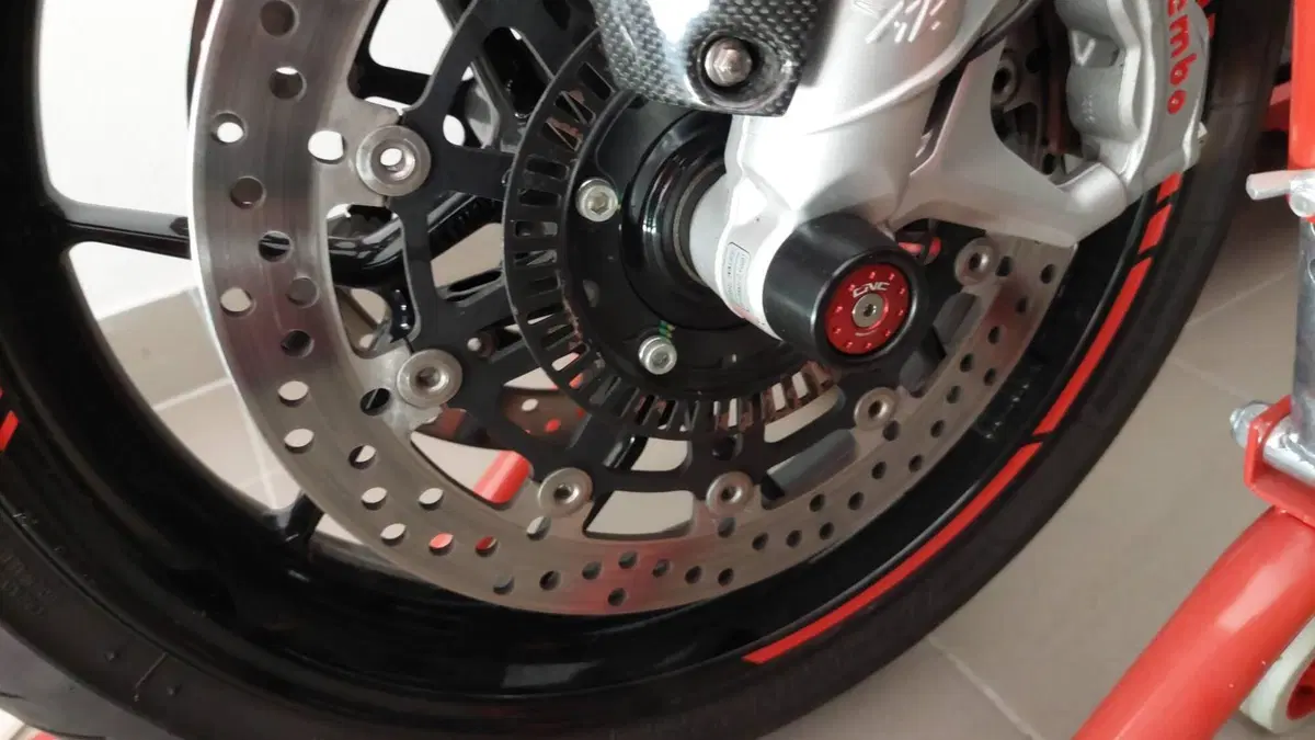 MV Agusta Turismo Veloce 800 (2020)  (15)
