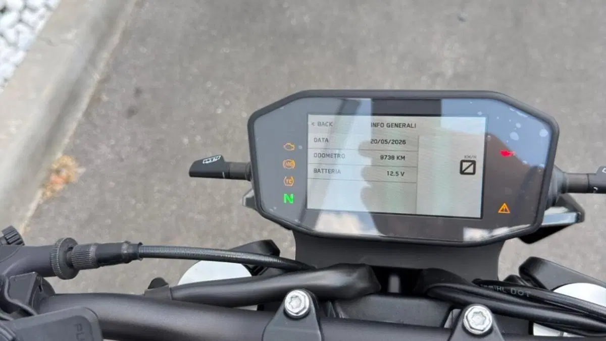 KTM 790 Duke L (2023 - 24)  (4)