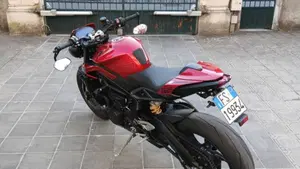 Triumph Street Triple 765 RS (2023 - 26)  (2)
