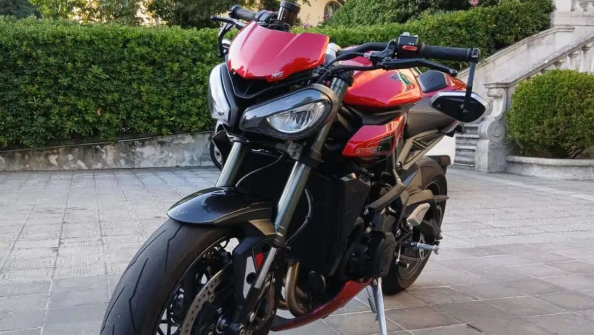 Triumph Street Triple 765 RS (2023 - 26) 