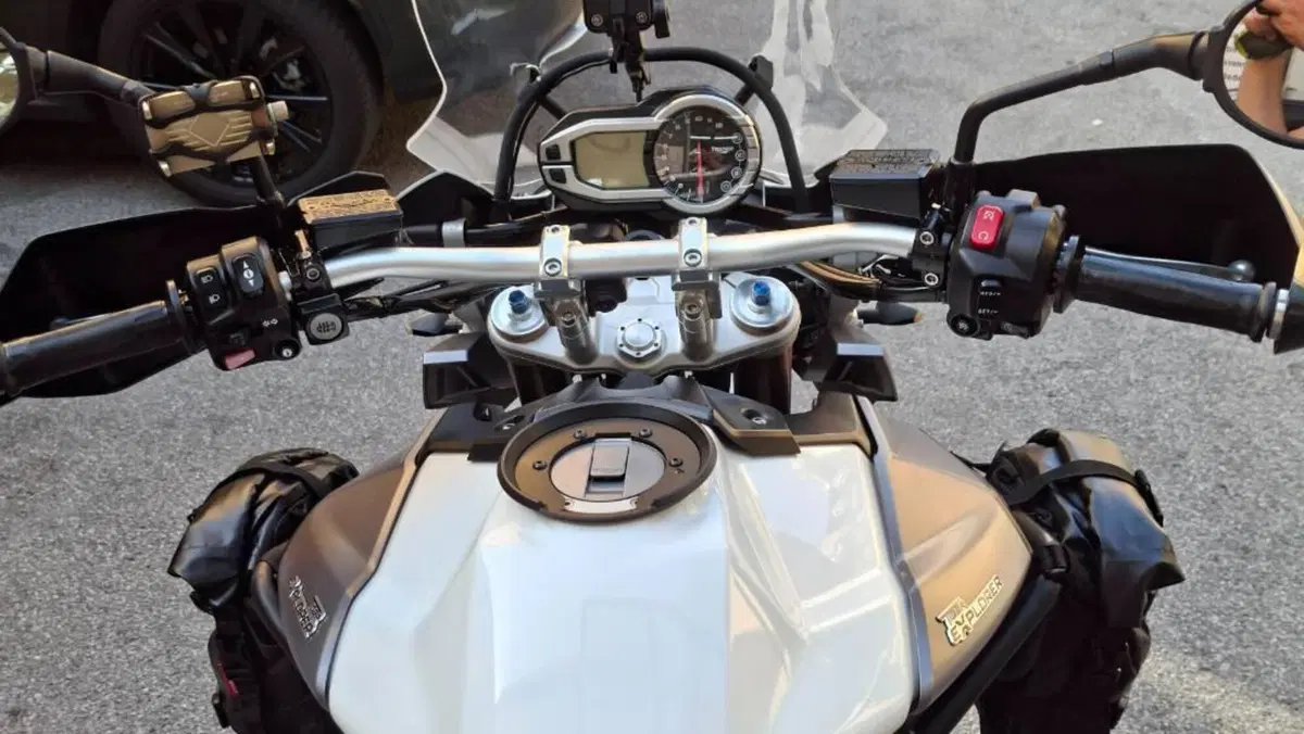 Triumph Tiger Explorer XC 1215 ABS (2011 - 16)  (6)