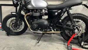 Triumph Bonneville T120 (2016 - 20)  (2)