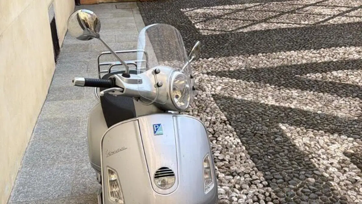 Vespa GTS 250 i.e. abs  (2)