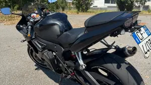 Yamaha YZF R6 (2003 - 04)  (7)