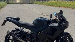 Yamaha YZF R6 (2003 - 04)  (11)
