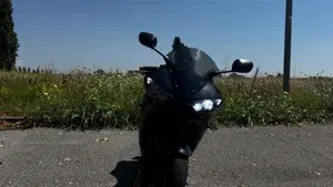 Yamaha YZF R6 (2003 - 04)  (13)