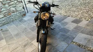 Moto Guzzi V7 III Special (2017 - 20)  (5)