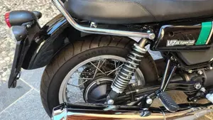 Moto Guzzi V7 III Special (2017 - 20)  (6)