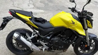 Honda CB 750 Hornet (2023 - 24) usata