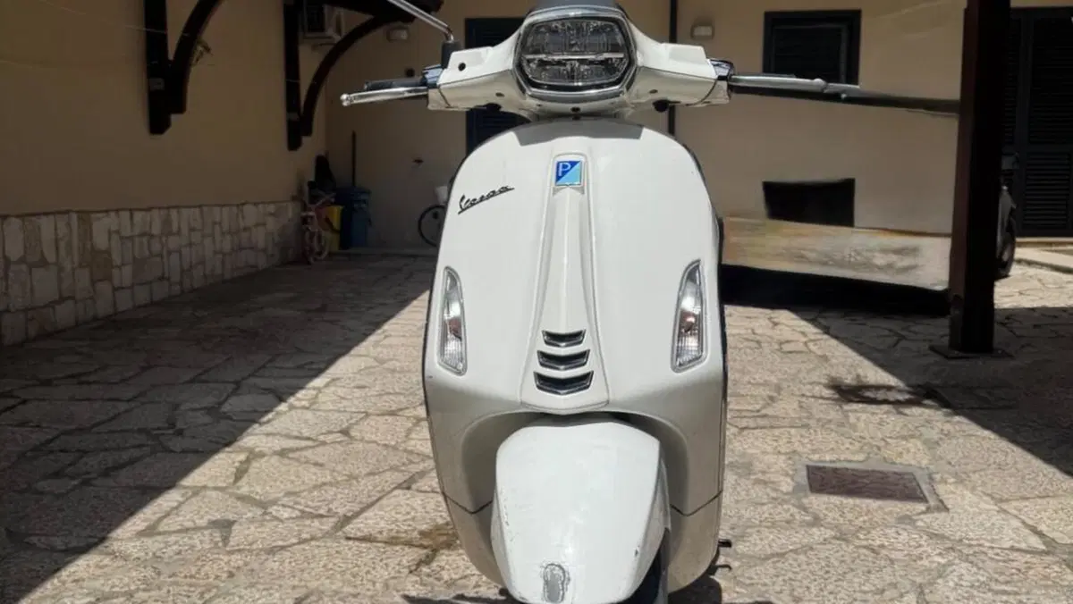 Vespa Sprint 50 (2021 - 24)  (2)