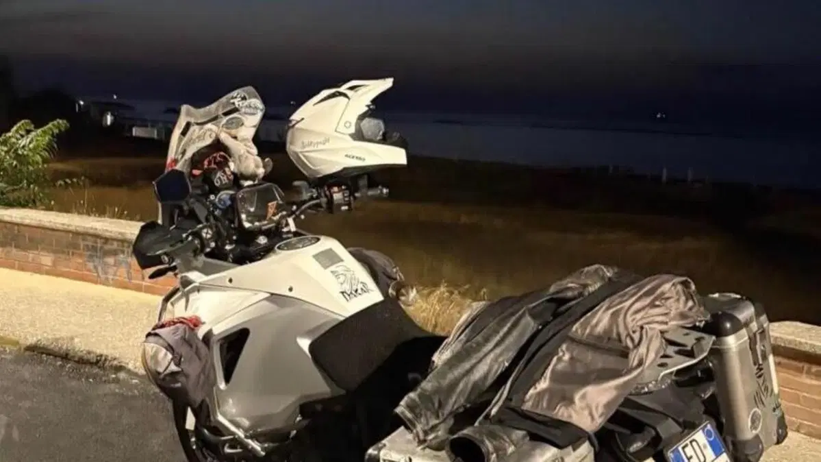 KTM 1290 Super Adventure (2015 - 16)  (2)