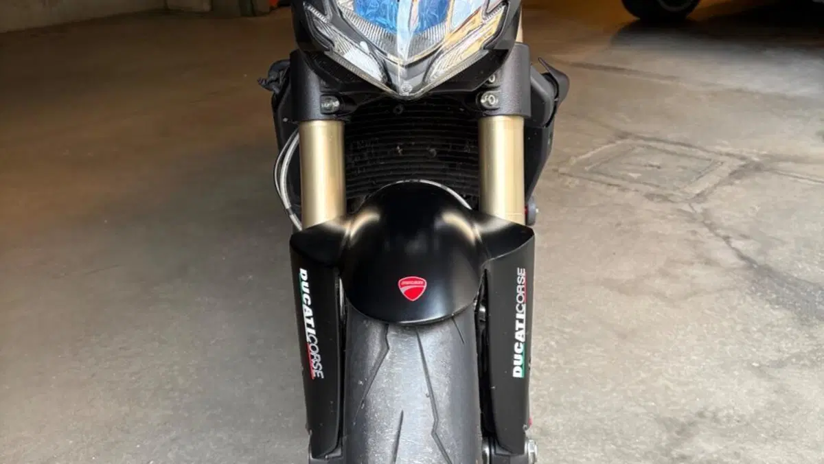 Ducati Streetfighter 848 (2011 - 15)  (2)