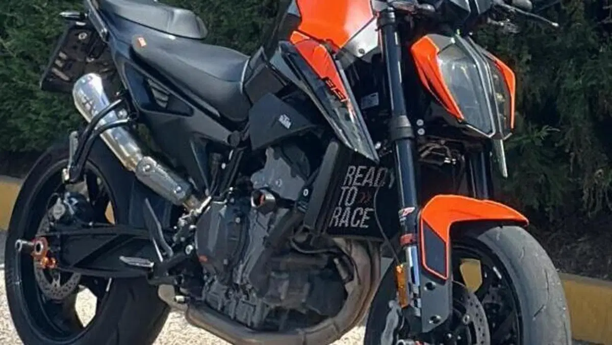 KTM 890 Duke (2021 - 23)  (3)