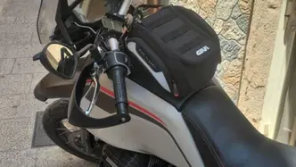 Moto Guzzi V85 TT Travel (2021 - 23) usata