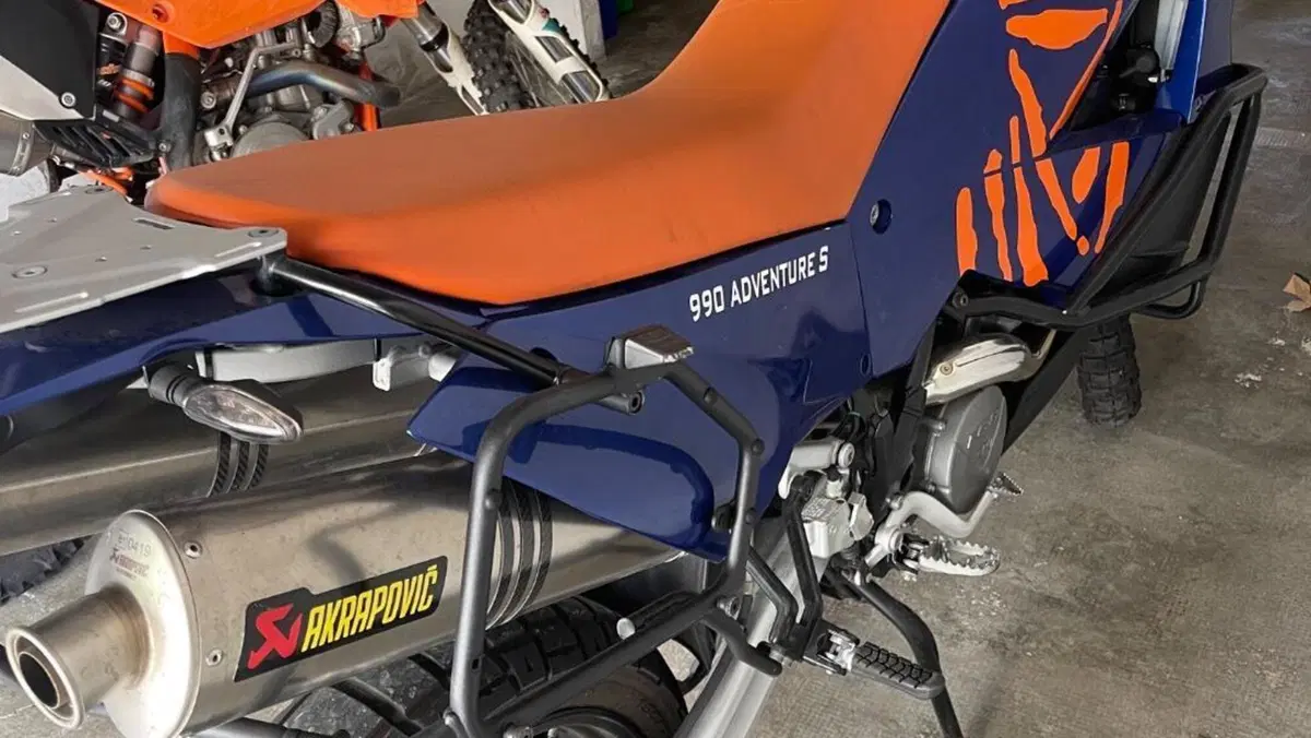 KTM 990 Adventure (2006 - 08)  (4)