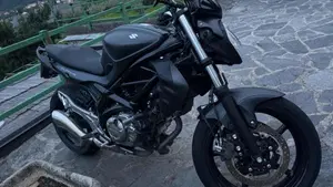 Suzuki Gladius 650 SFV ABS (2009 - 15)  (8)