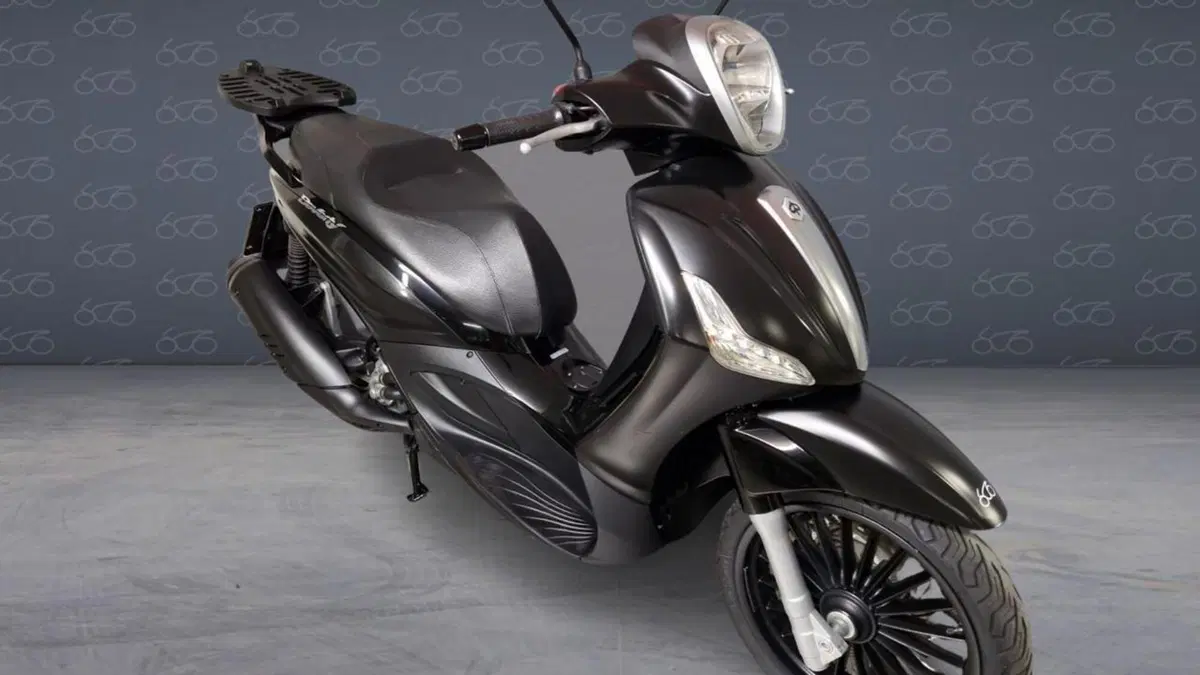 Piaggio Beverly 300 i.e. (2010 - 16)  (2)
