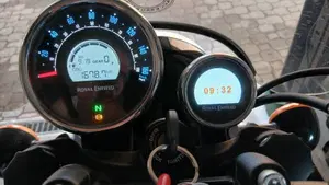 Royal Enfield Meteor 350 (2021 - 26)  (6)
