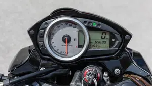 Kawasaki Z 750 (2007 - 14)  (7)