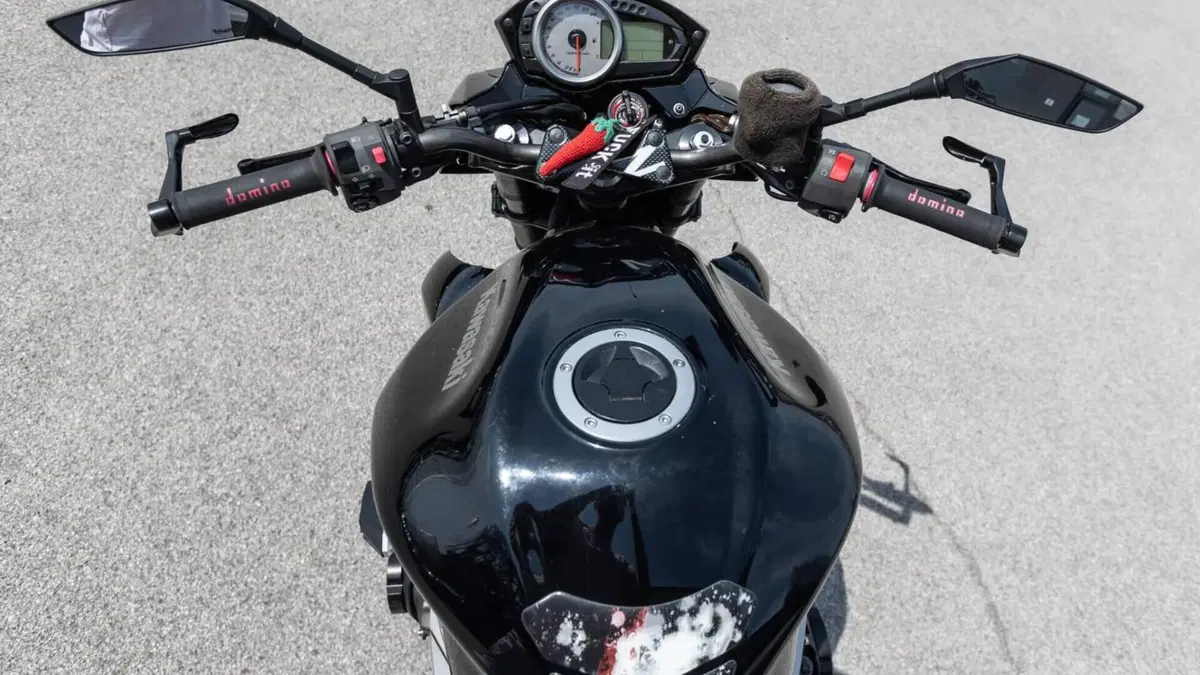 Kawasaki Z 750 (2007 - 14)  (8)
