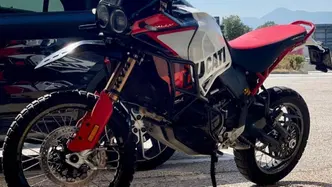 Ducati DesertX Rally (2024 - 25) usata