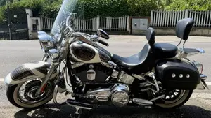Harley-Davidson 1690 Deluxe ABS (2011 - 16) - FLSTN 