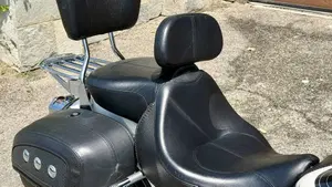 Harley-Davidson 1690 Deluxe ABS (2011 - 16) - FLSTN  (5)