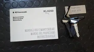 Kawasaki KLX 250 (2009 - 16)  (4)