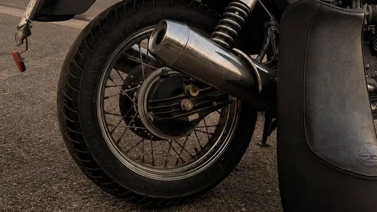 Moto Guzzi V7 Cafè Classic (2009 - 12)  (5)
