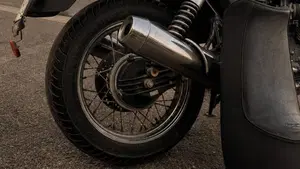 Moto Guzzi V7 Cafè Classic (2009 - 12)  (5)