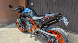 KTM 890 Duke R (2022 - 23)  (3)