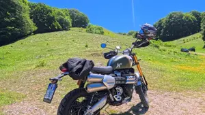 Triumph Scrambler 1200 XE (2026)  (2)