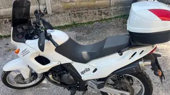 Aprilia Pegaso 650 IE (2001 - 02) usata