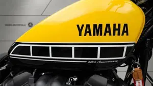 Yamaha XV 950 ABS Racer 60th Anniversary (2015 - 17)  (4)