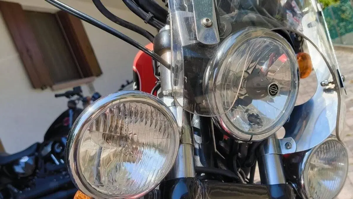 Harley-Davidson 883 R (2008 - 16) - XL 883R 
