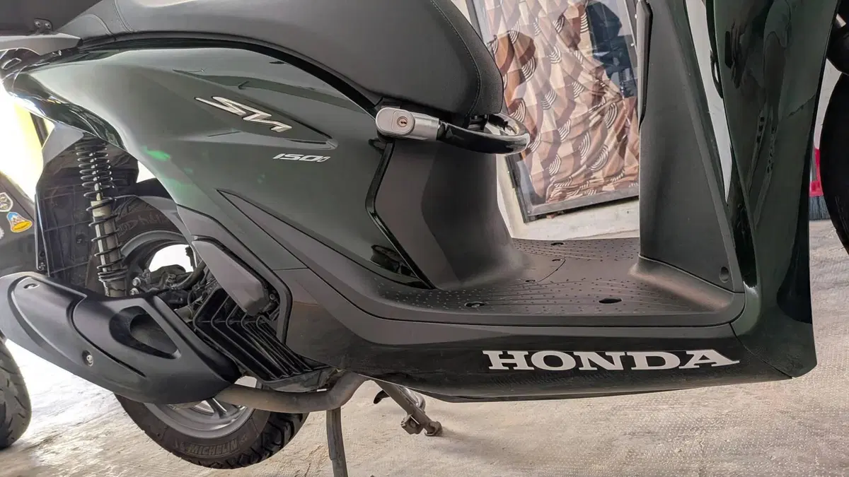 Honda SH 150i Vetro (2024 - 25)  (8)